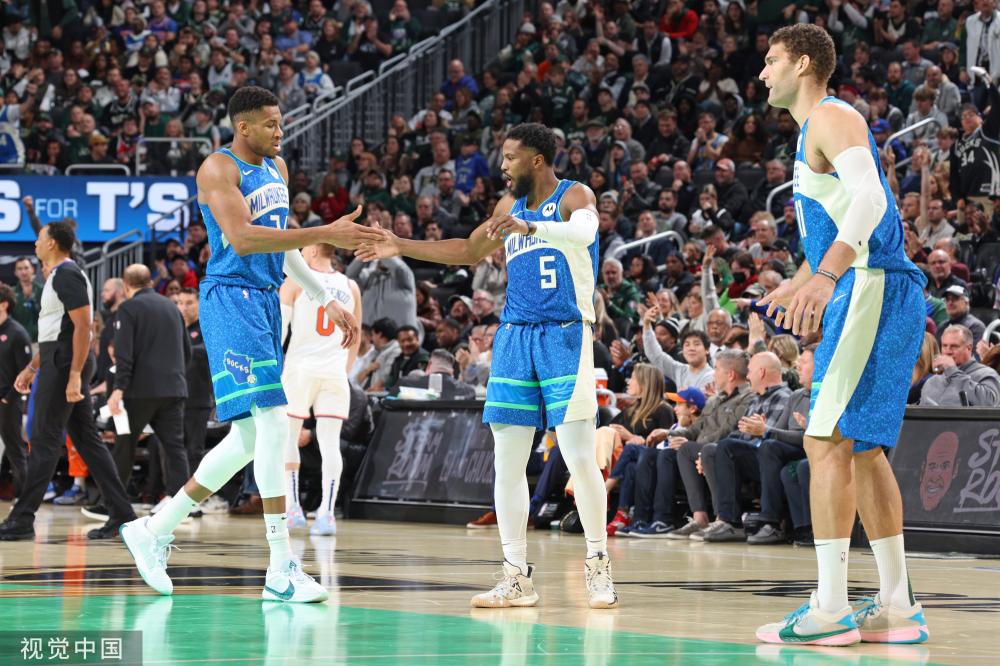 首战定于 首战定于