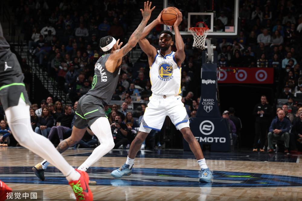 他意识到成 他意识到成